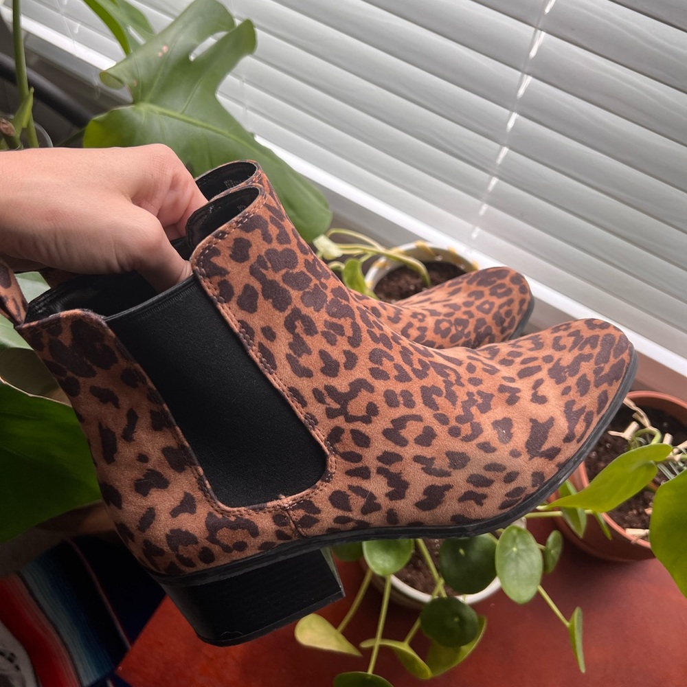 Cheetah Print Chelsea Booties
